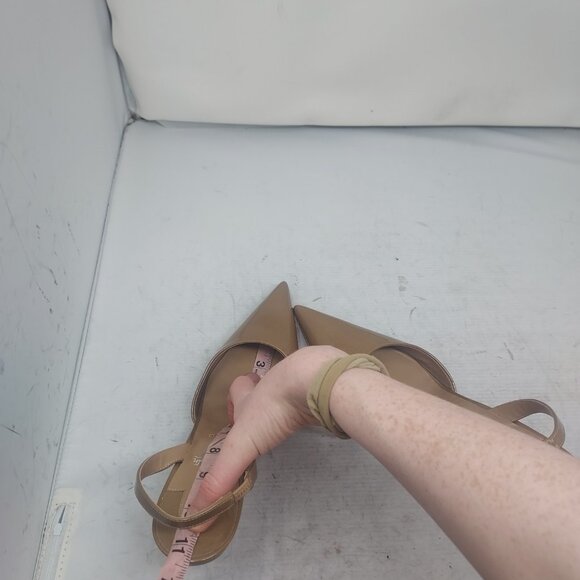 CHRISTIAN LOUBOUTIN Apostropha Patent Tan Slingback Pump - Picture 10 of 12